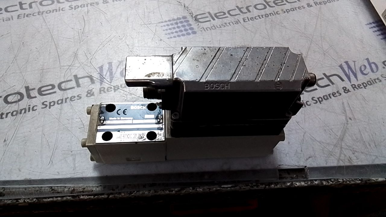 BOSCH 0 811 404 990 Proportional Valve