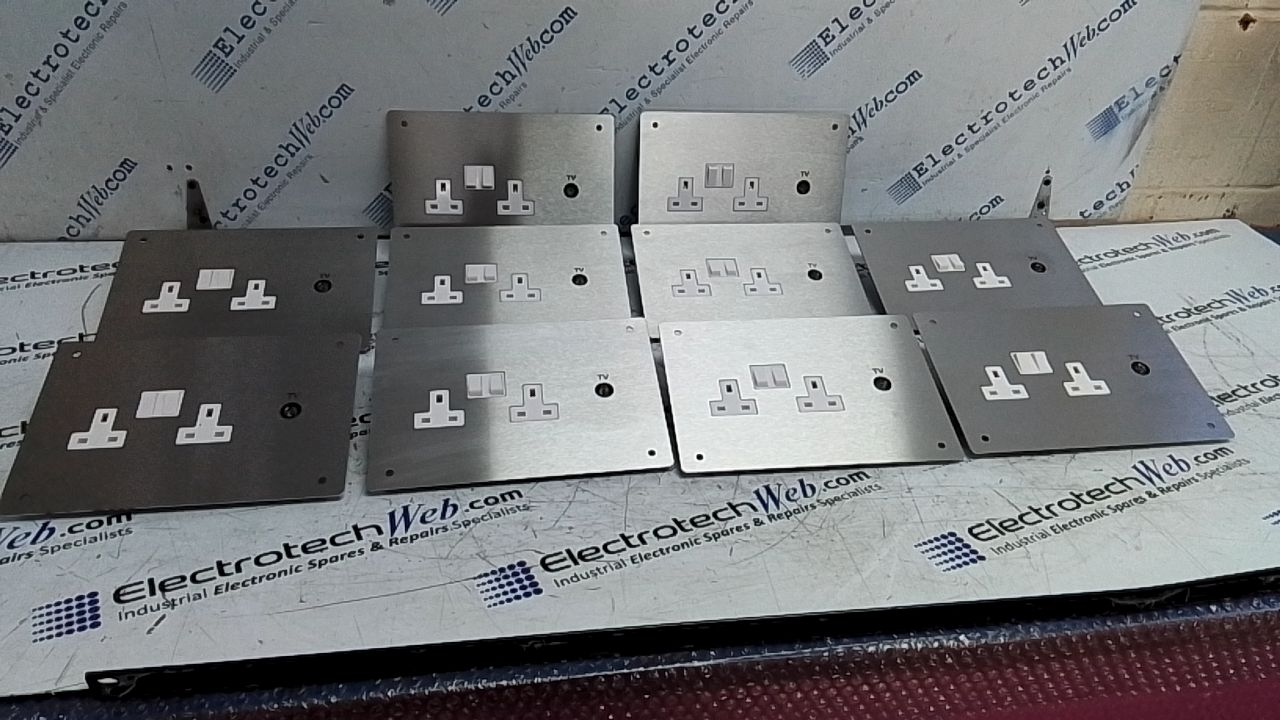 Electrotech M030 Cell Plate With TV Ariel