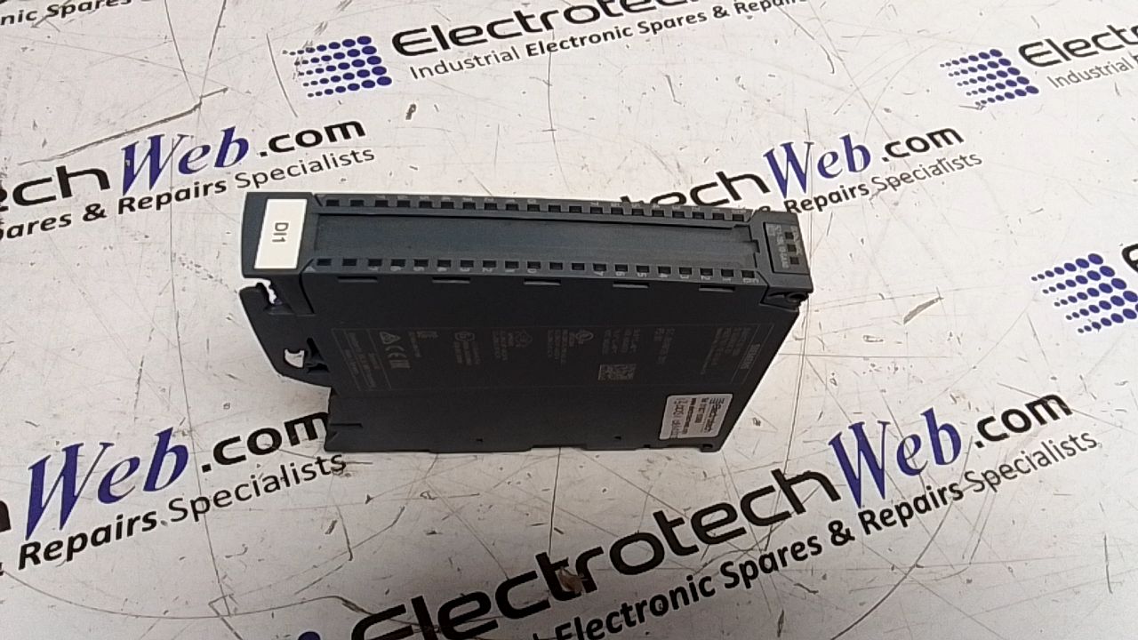 Siemens 6ES7 521-1BL10-0AA0 PLC I/O Module
