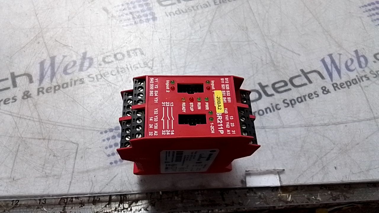 Allen Bradley MSR211P Safety Relay