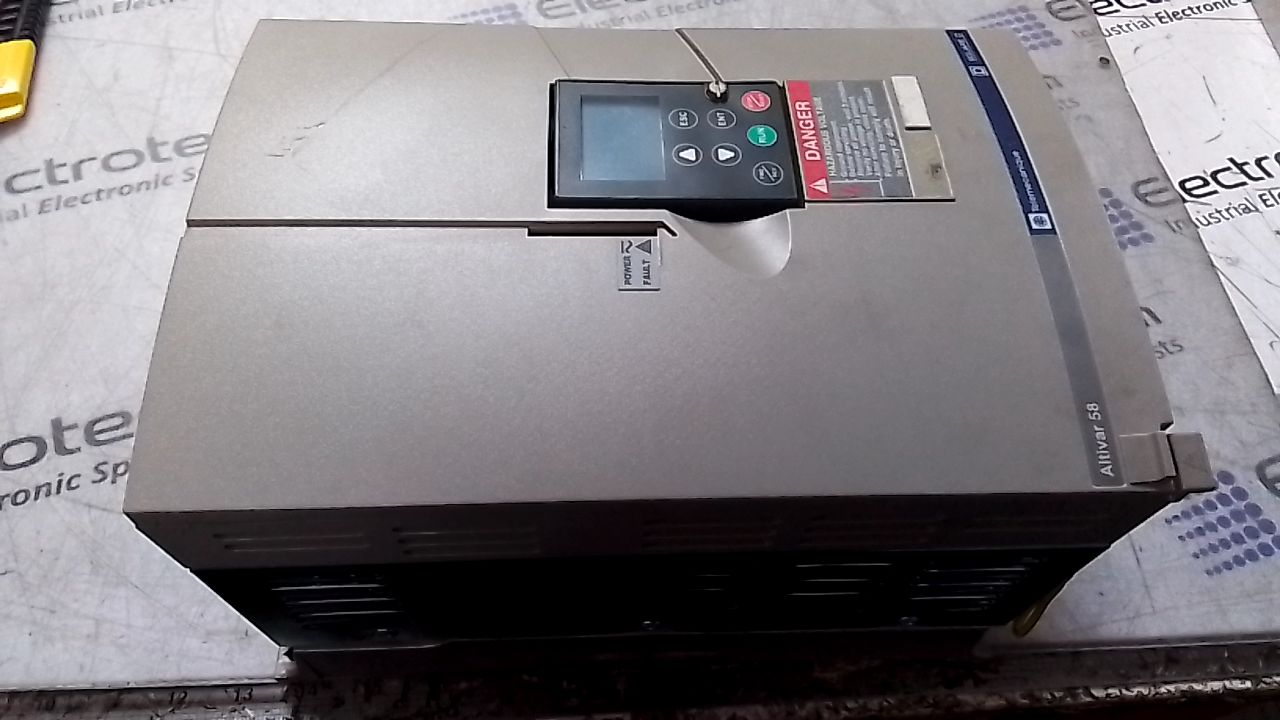 Telemecanique ATV58HU54N4 Inverter