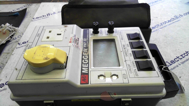 Megger Pat 32 Portable Appliance Tester