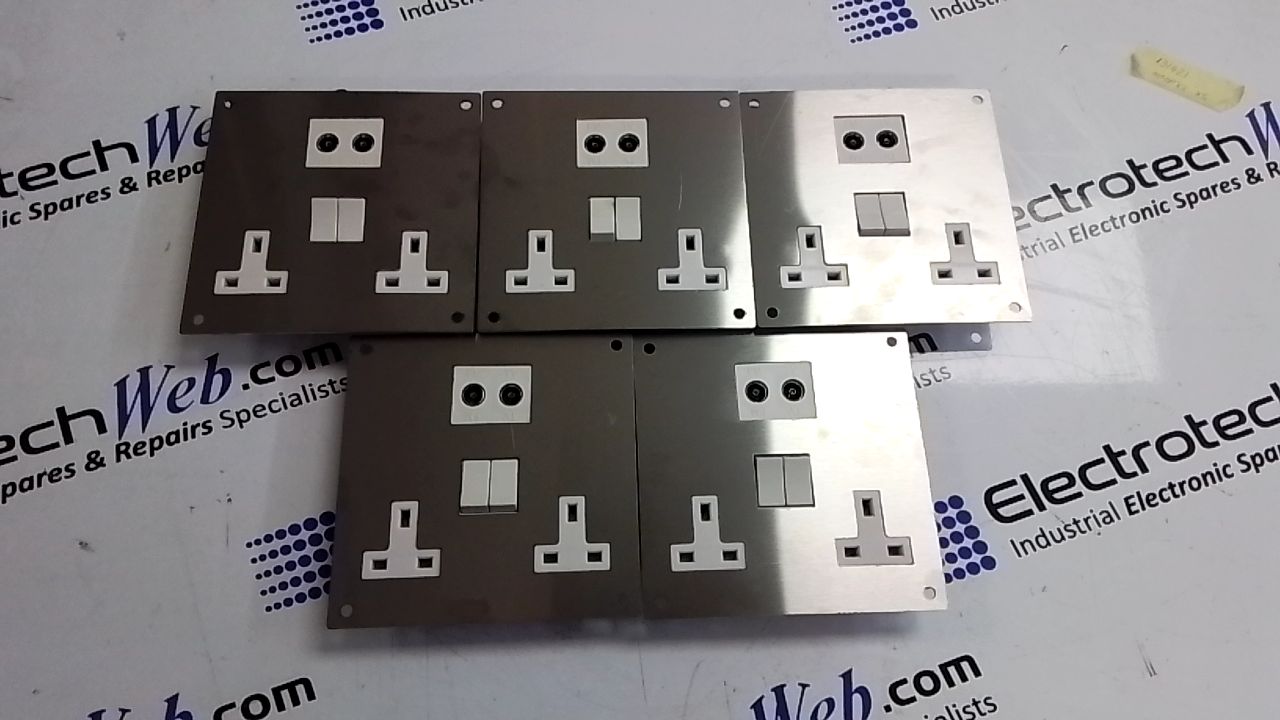 Electrotech M037 Twin Arial and Socket