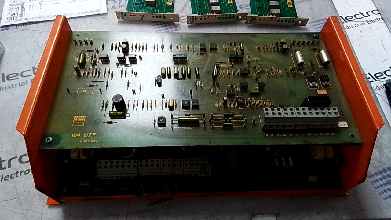 Wire Electronic DZF-15/380 Controller