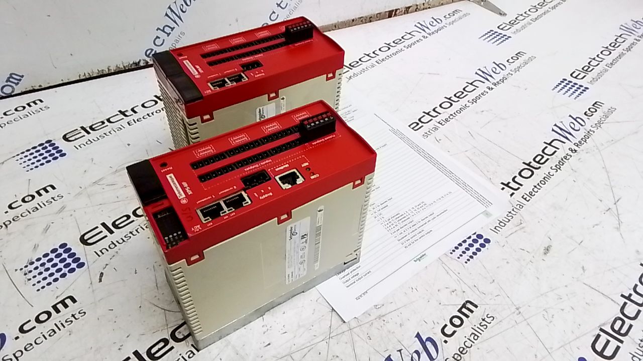 Schneider XPS-MF40 PLC