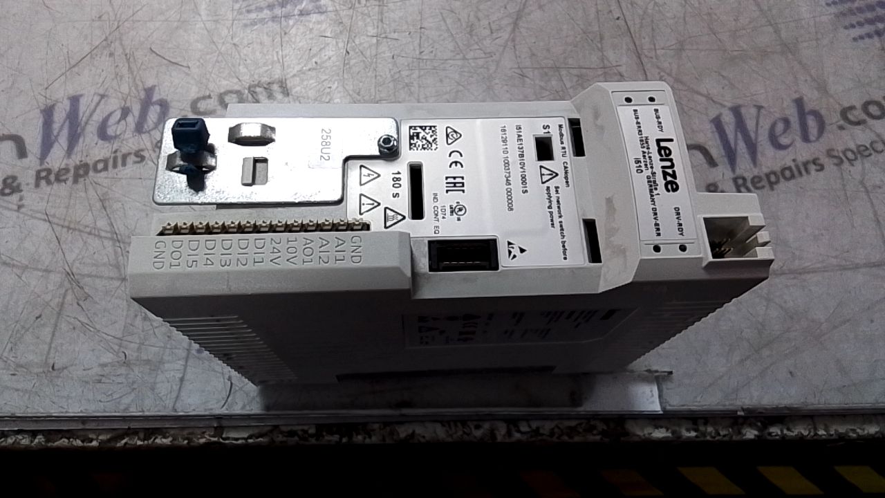 Lenze I51AE137B10V10001S Inverter