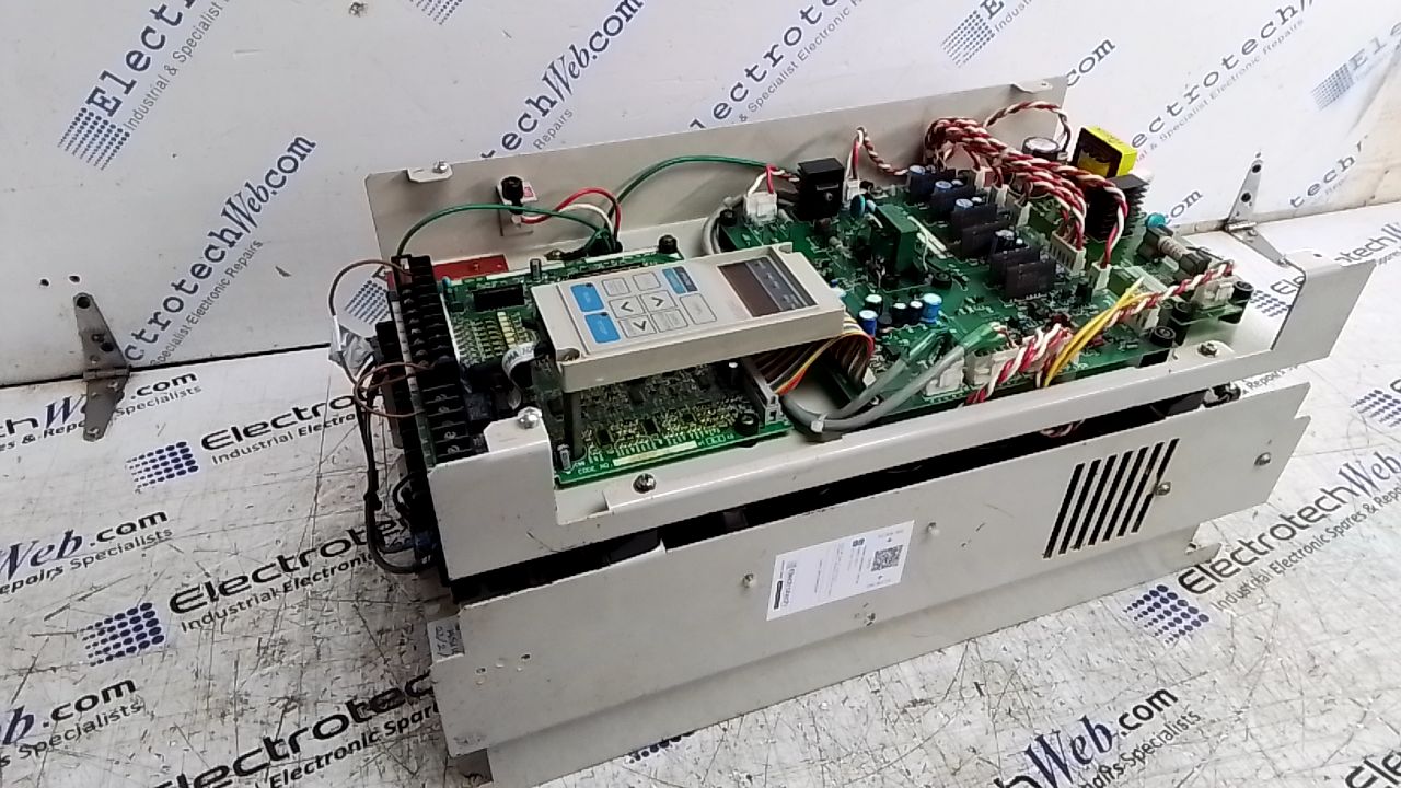 Yaskawa CIMR-G3N4015 Inverter
