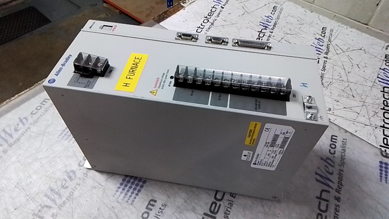 Allen-Bradley 2098-DSD-075 9101-1924 Servo Drive