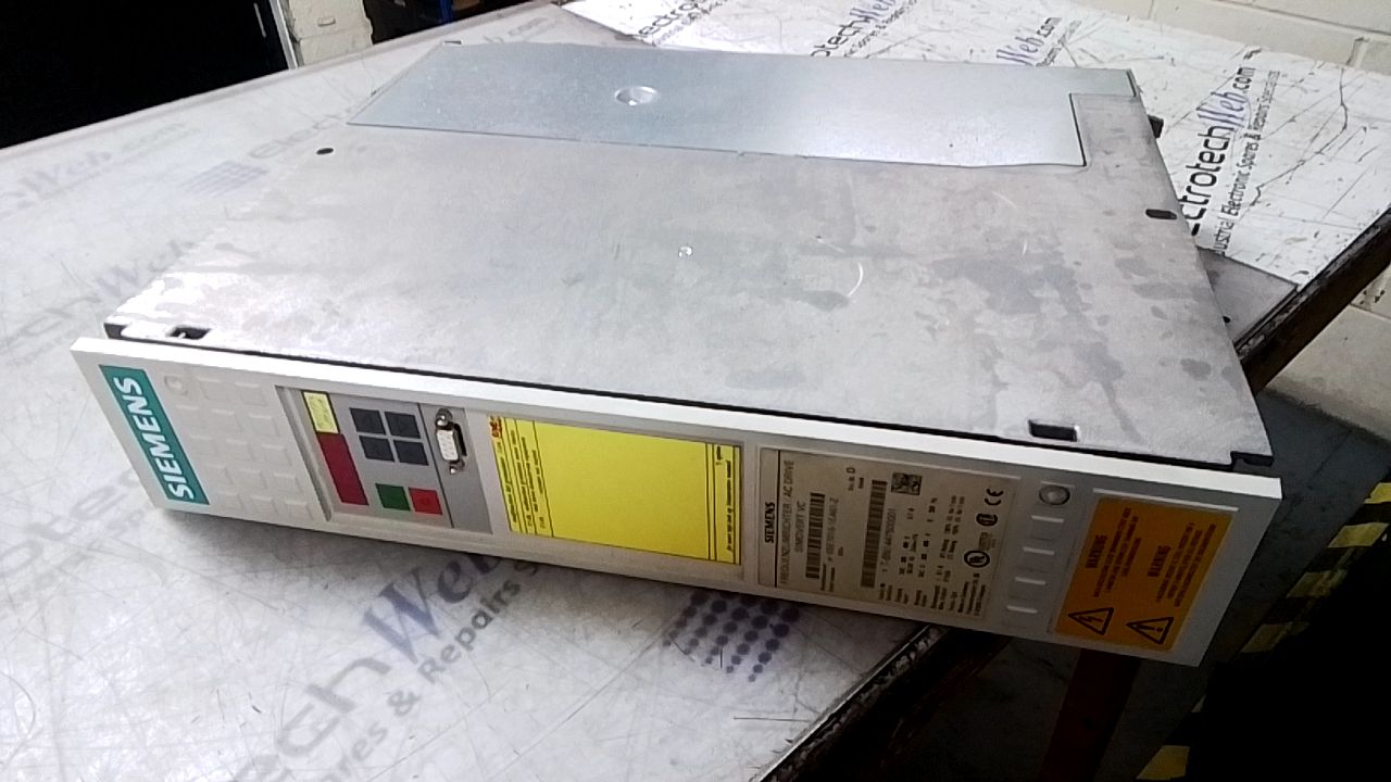 Siemens 6SE7016-1EA61-Z Drive
