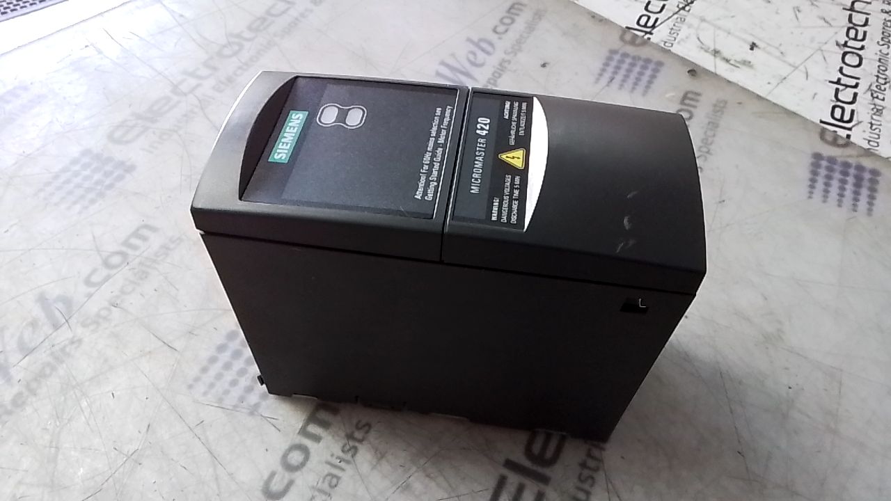 Siemens 6SE6420-2AB17-5AA1 Drive
