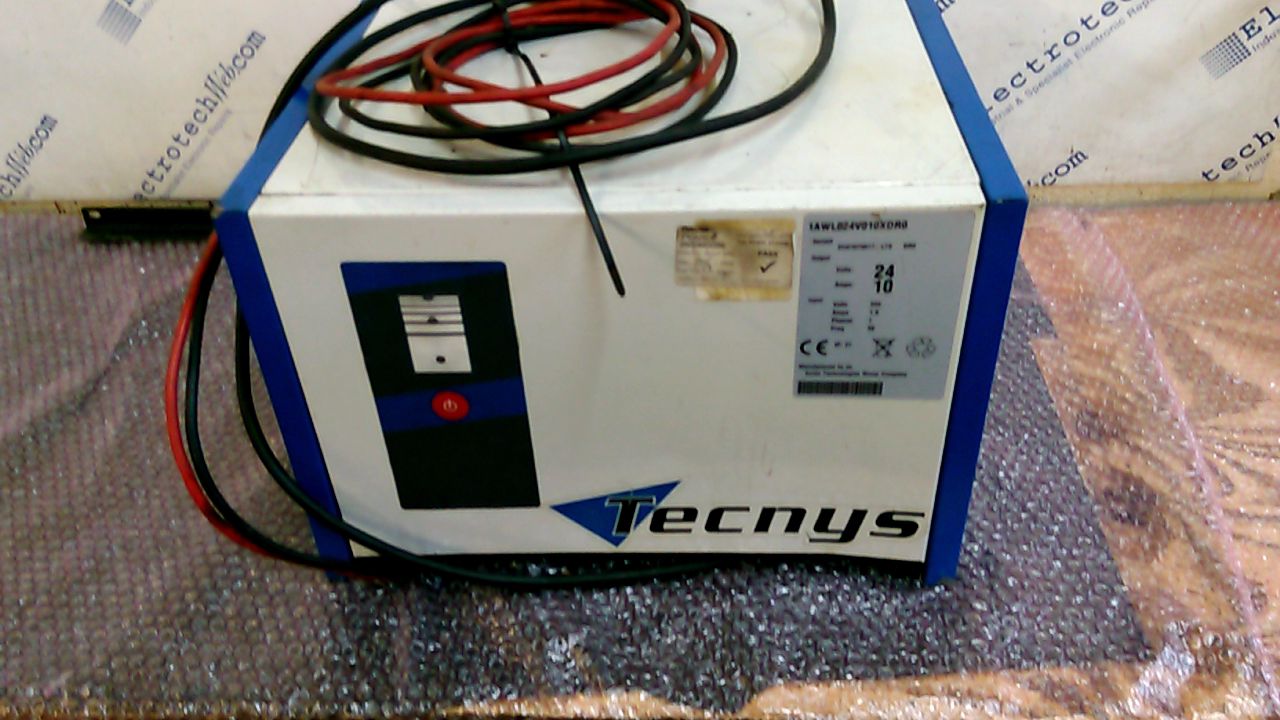 Tecnys 1AWL024V010XDR0 Battery Charger