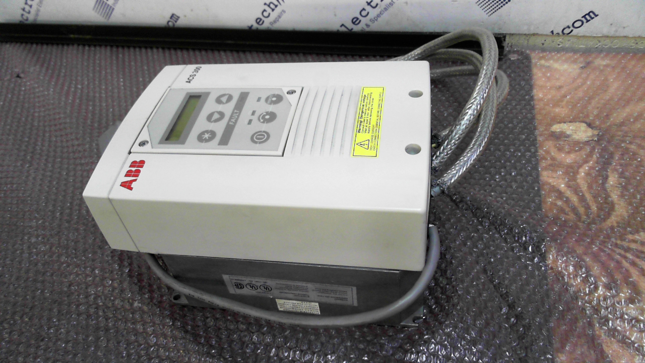 ABB ACS301-4P1-3 Inverter
