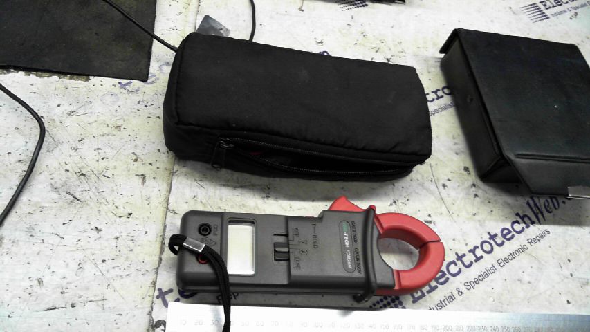 ISO-Tech ICM35N/35R Clamp Multimeter