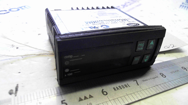 Carel MCHSML001M Temperature Controller