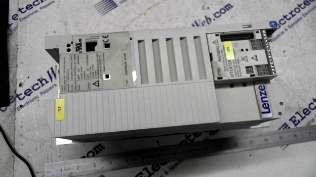 Lenze E82DV552K_4C000 5.5kW Inverter
