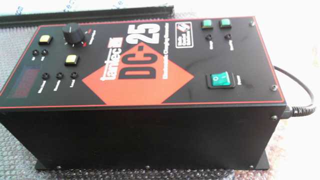 Tantec DC-25 Electrostatic Charging Generator