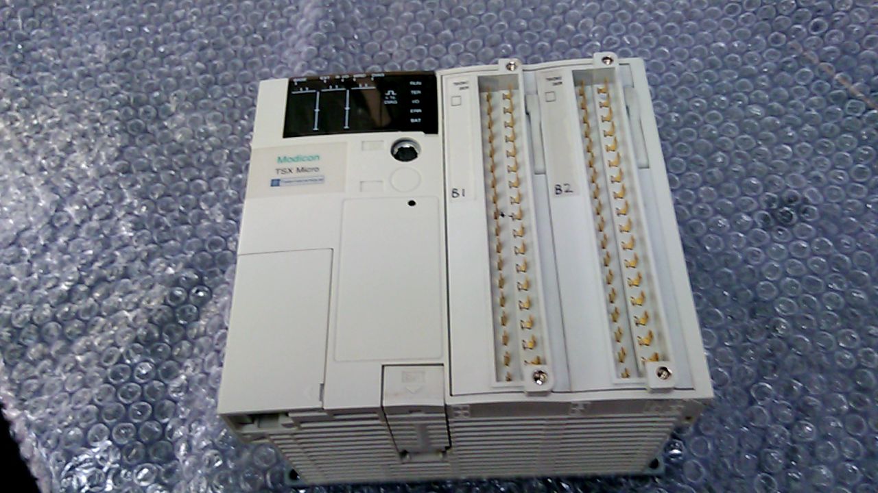 Telemecanique TSX-3710-001 PLC