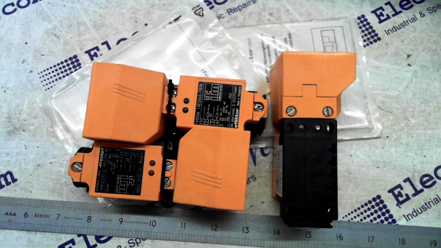 IFM NC164 IV0006 IVE2040-FBOW Proxi Sensor