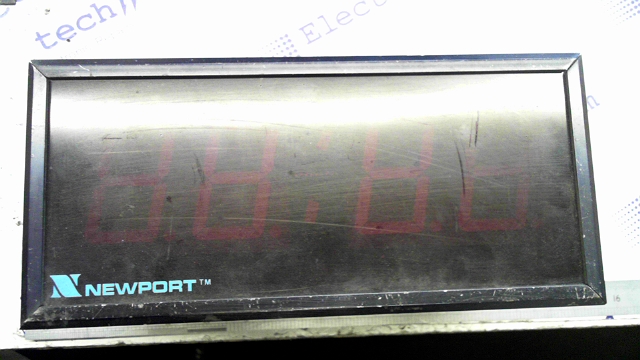 Newport L2C4R-ESP044 Screen