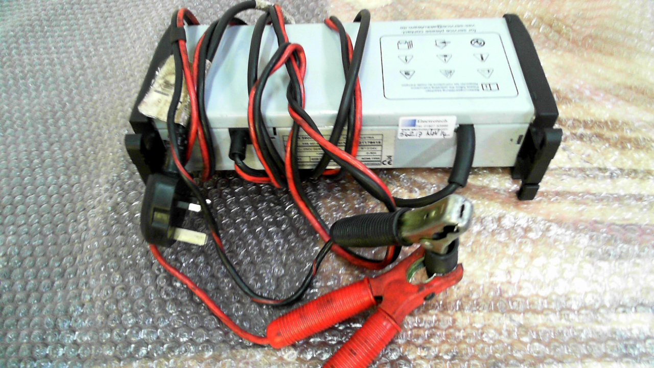 Vas 5900 Workshop Battery Charger
