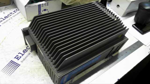 Henrob EN-214-00-H01 Servo Drive