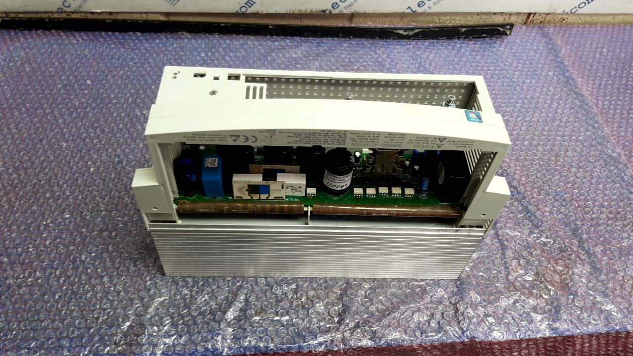 Lenze EVS9324-EP Servo Controller
