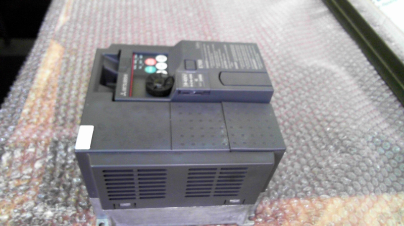 Mitsubishi FR-E740-026SC Inverter