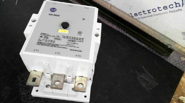 Allen Bradley 100-D420 Contactor