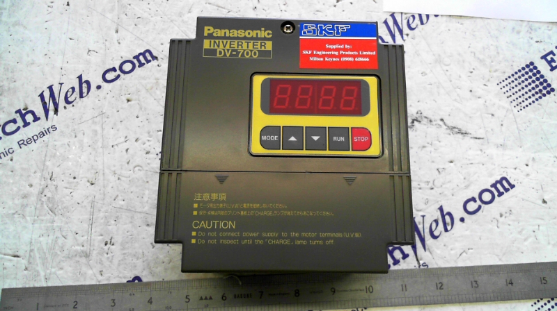 Panasonic DV-700 Inverter