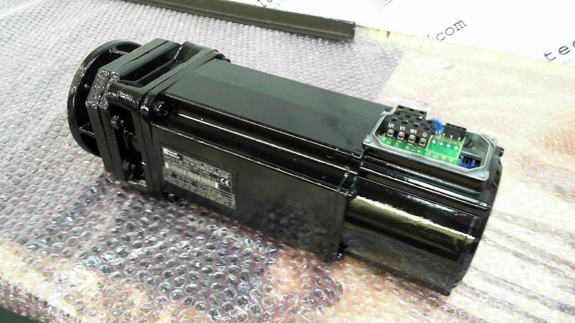 Indramat MKD071B-061-KP1-KN Permanent Magnet Motor