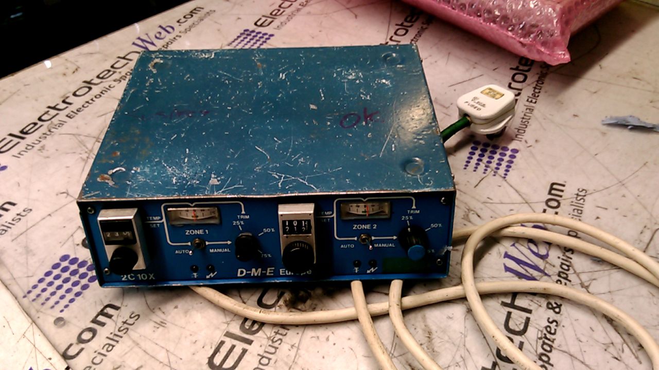 DME 2C10X Temperature Controller