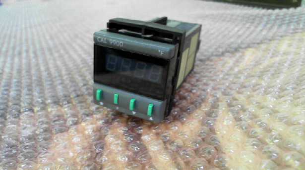 CAL Controls 991.11F Temperature Controller