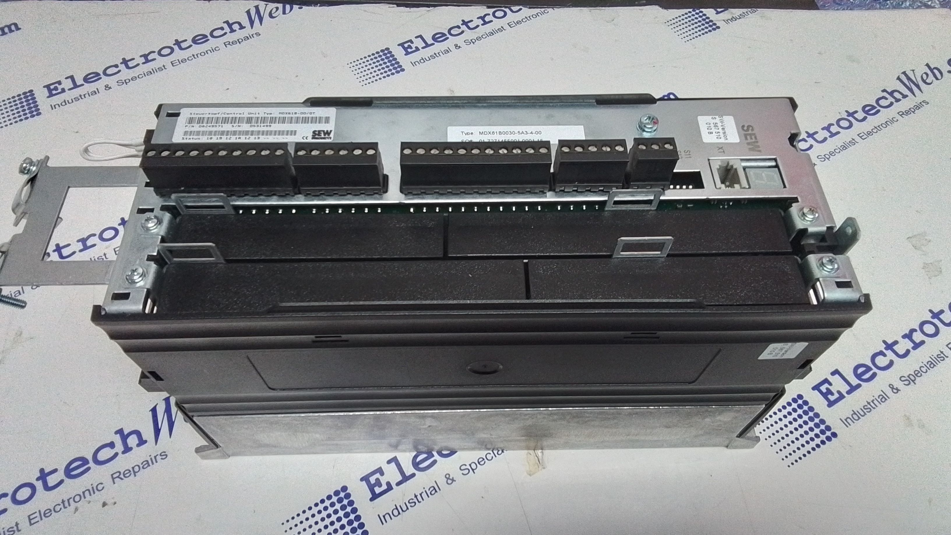 Sew Eurodrive MDX61B0030-5A3-4-00 Movidrive