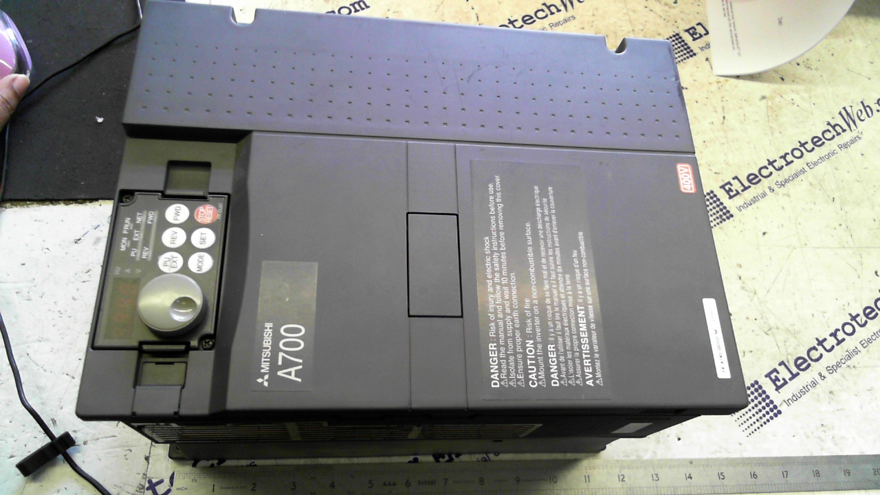 Mitsubishi FR-A740-00310-NA Inverter