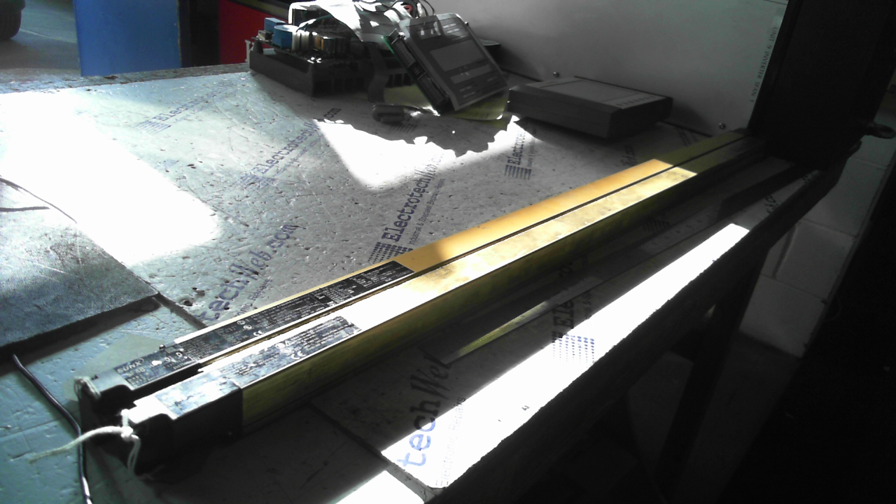 SUNX SF4B-H48-01 E Light Curtain