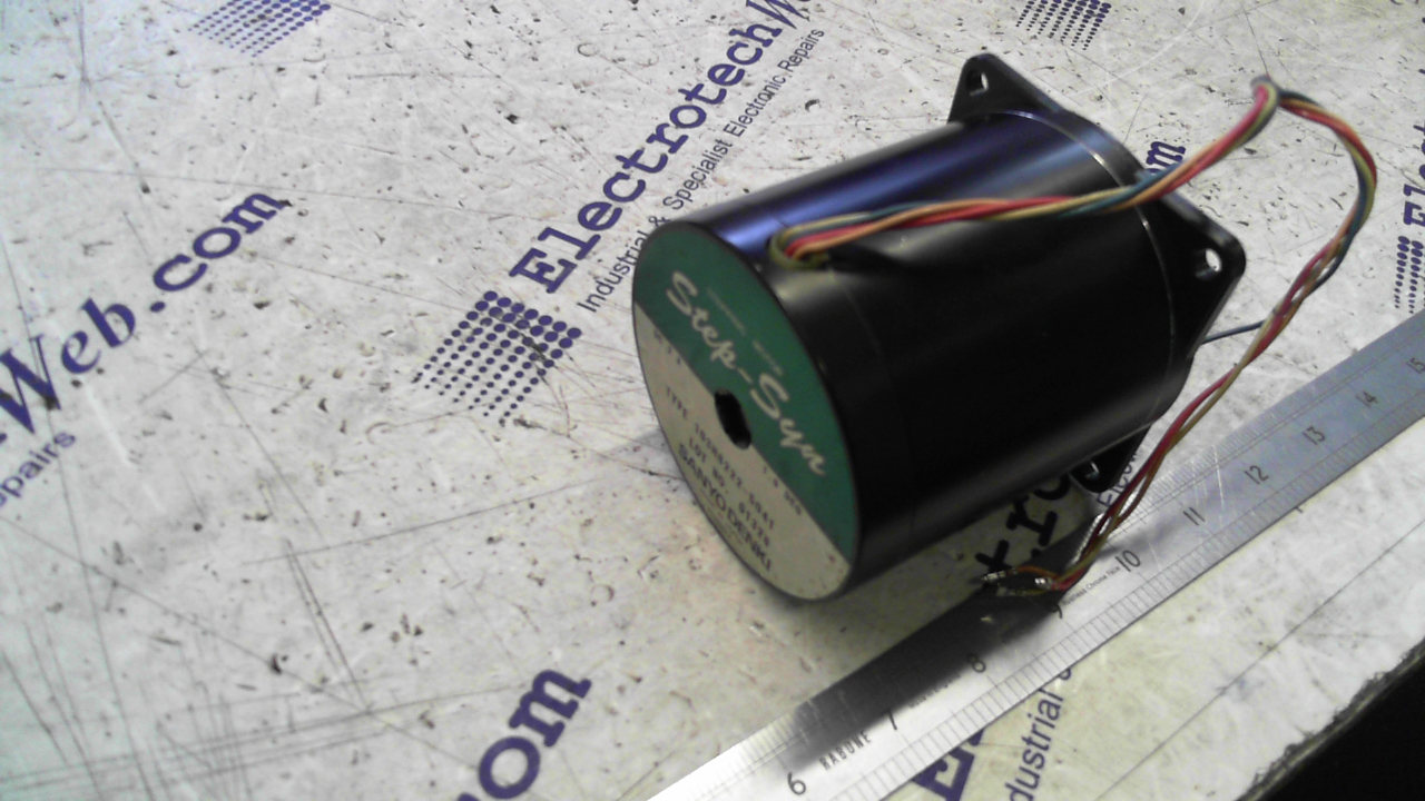 Sanyo Denki 103H8222-5041 Stepping Motor