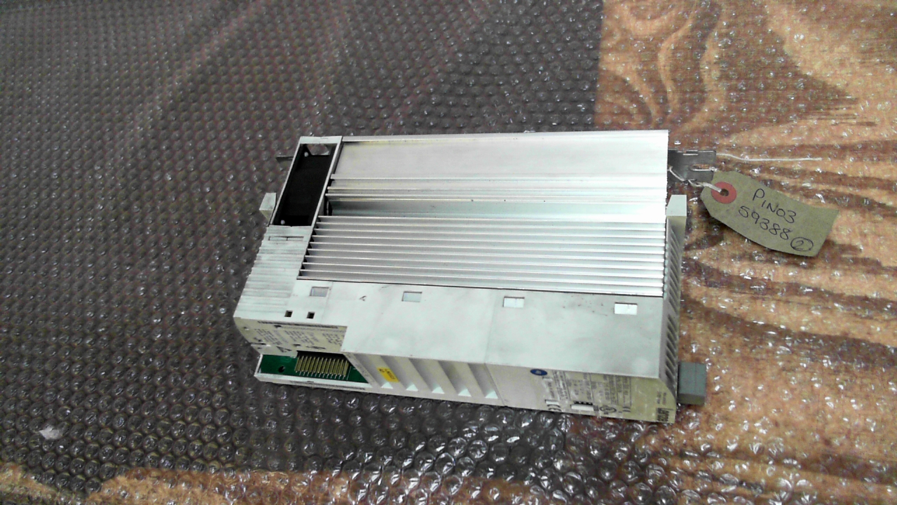 Lenze E82EV152K4B Inverter