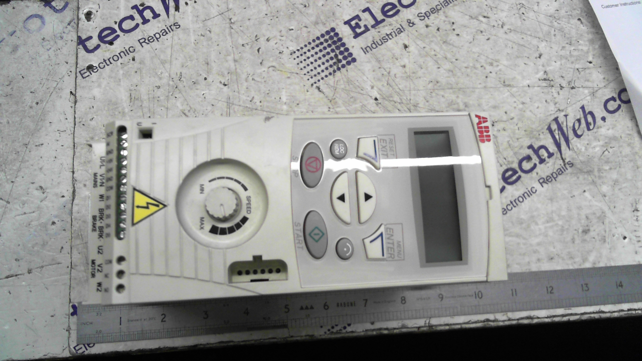 ABB ACS150-03E-01A9-4 Inverter