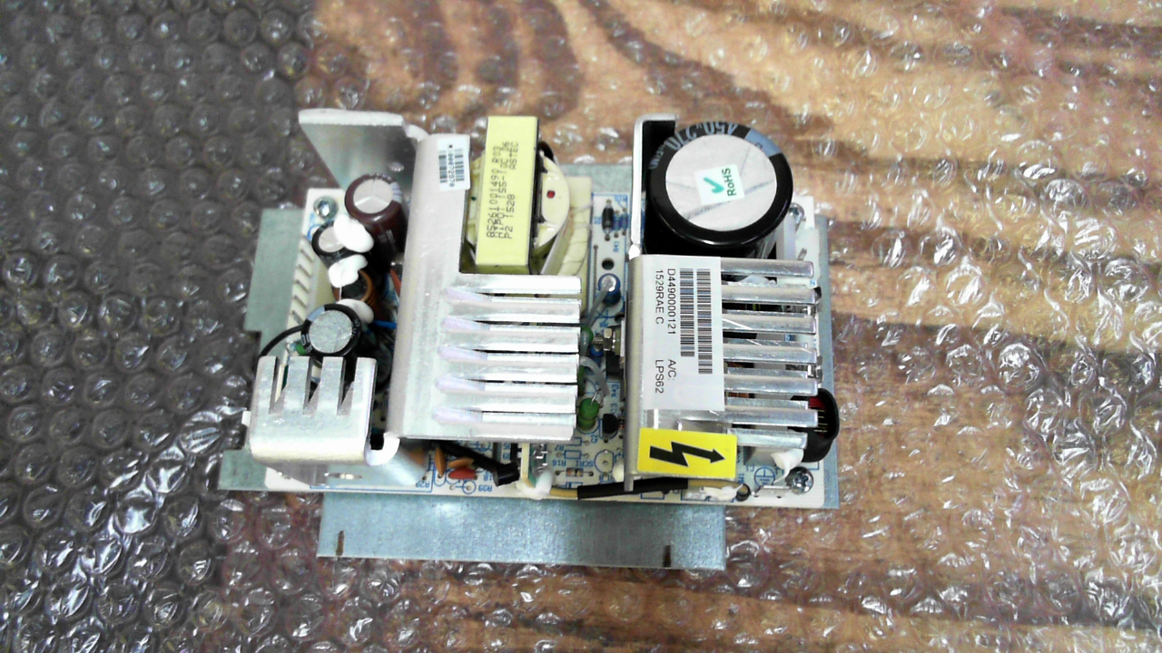 Artesyn Embedded Technologies LPS62 Power Supply