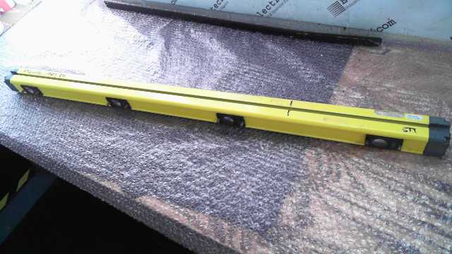 Leuze Lumiflex RRT44 Transceiver Light Curtain