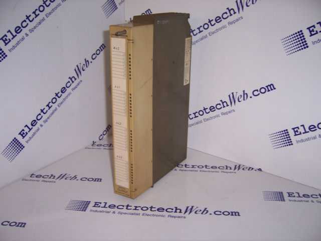 Siemens 6ES5 451-7LA11 Digital Output Module