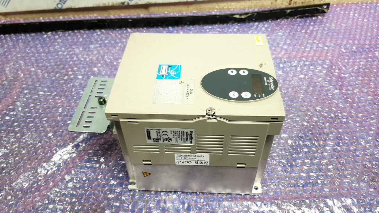 Telemecanique LXM05AD34N4 Drive